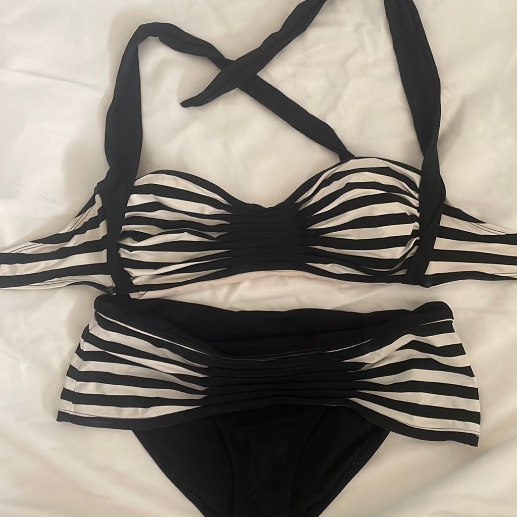 Ann Cole Signature Bikini